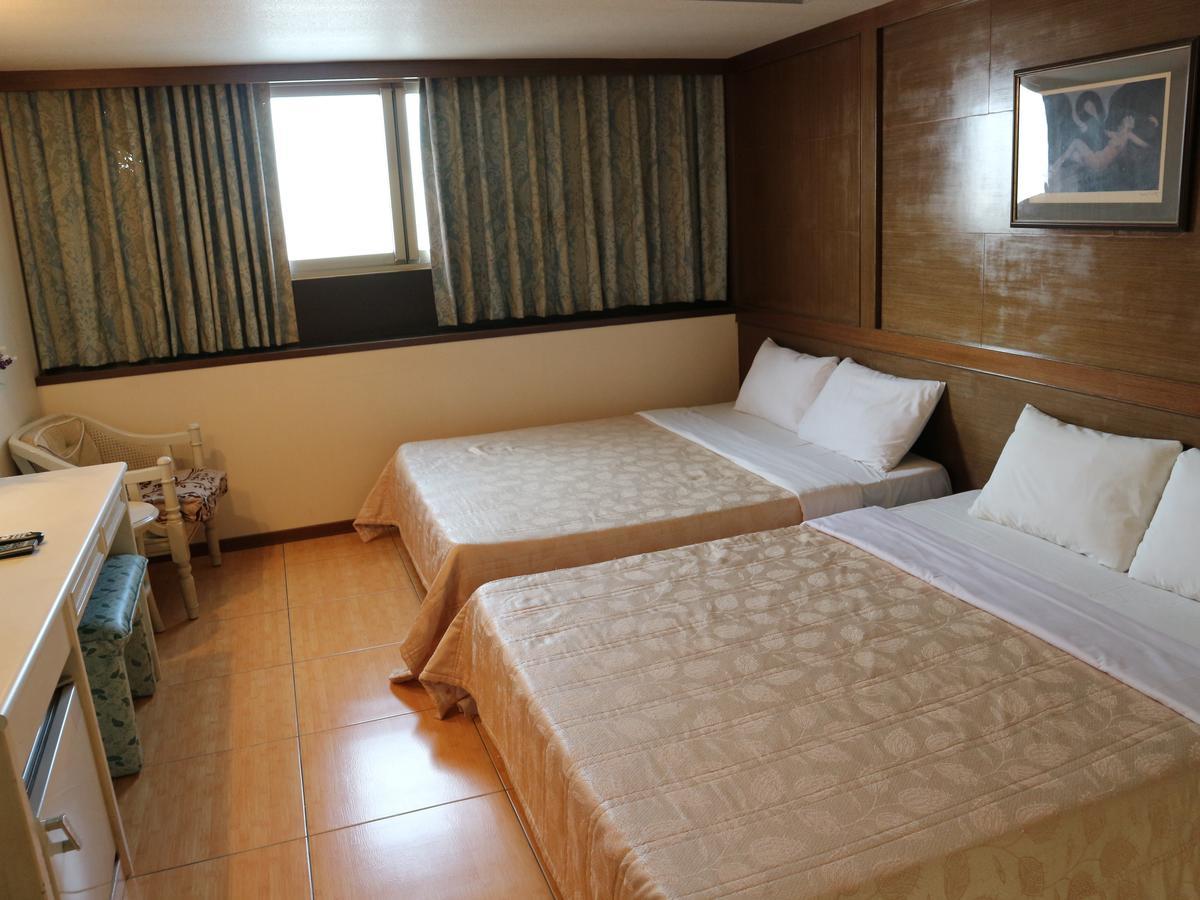 Sanmin Hotel Changhua Dış mekan fotoğraf